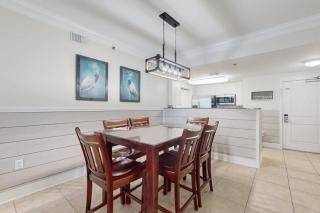 2nd Floor Warm Welcoming Condo At Waterscape Playground 2 Hot Tubs - 4