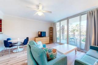 2nd Floor Beautiful Spacious Condo At Waterscape Waterfall Lazy River - 0