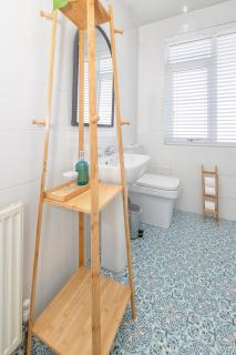 Carrville Cottage in Durham DH1 Sleeps 6 Parking - 8