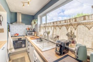 Carrville Cottage in Durham DH1 Sleeps 6 Parking - 6
