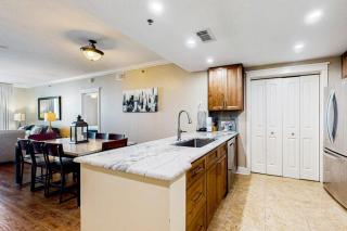 4th Floor Condo At Waterscape Children's Playground 2 Hot Tubs - 2