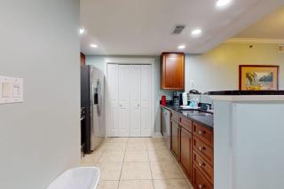 4th Floor Welcoming Condo On Okaloosa Island Steps To Beach Lazy River - 4