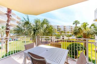 2nd Floor Welcoming Condo At Waterscape 490 Feet Of Private Beach - 0