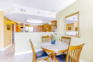 Elegant Condo On Okaloosa Island w Private Beach and Shared Hot Tub & Pool - 1