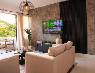 Cozy Suite with Pool & Gym - 8