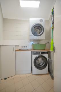 Headlands Caloundra unit 2, Kings Beach, QLD, 4551 - 1