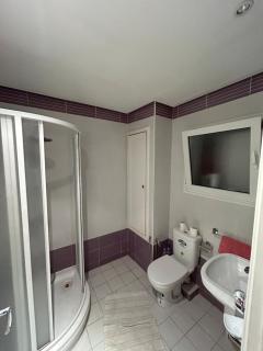Cozy One Bedroom Apartment - 2