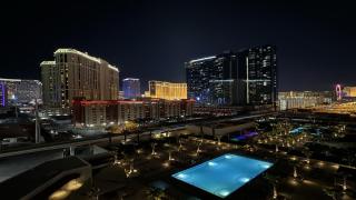 No Resort Fee MGM Signature Studio - 7703 Sleeps 4 Strip View LuxStayUSA - 3