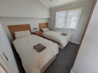 Sea View Retreat Lodge - 7