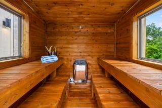 1414 Social Luxury Cabin New Build Hot Tub Rooftop Deck Sevierville TN - 8