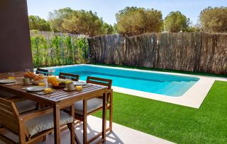 Awesome Home In Aljaraque - 1