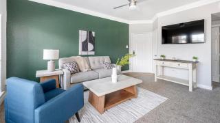 Landing Stylish 1BD Clubhouse - 0