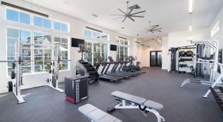 Landing Apartments - The Chloe Kyle - 3
