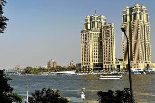Nile Whispers/ Charming 1BR Nile View Zamalek - 3