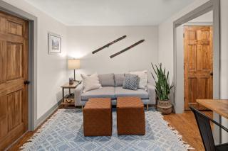 Upscale Vermont Condo off of Mountain Rd - 9