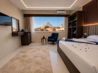 Leeda Pyramids View - 8
