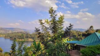 Nzuri Hostel Bunyonyi - 9