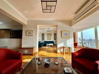 Tales of the Nile/Panoramic Nile View Zamalek Loft - 6