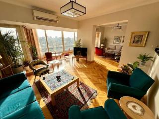 Tales of the Nile/Panoramic Nile View Zamalek Loft - 5
