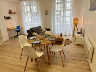 Charmant T2 au cœur du vieux Bayonne - FR-1-239-960 - 9