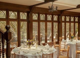 Crossbasket Castle Hotel & Restaurant - High Blantyre - 1