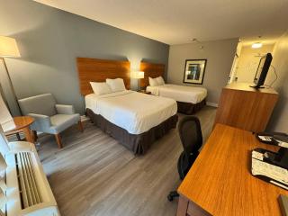 Quality Inn & Suites - 4