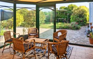 Amazing Home In Pleubian With Wifi - 3