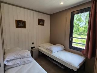 Chalet Confortable avec Clim et Parc / 2 Chambres - FR-1-783-50 - 1