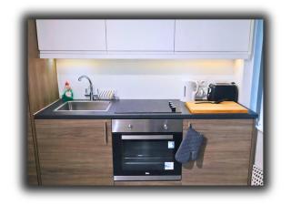 Radio City Apartments City Centre sleeps 4 - 7
