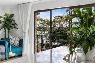 1 bedroom luxurious unit on Maroochydore River - 5