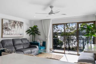 luxurious 3 bedroom apartment on Maroochydore River - 8