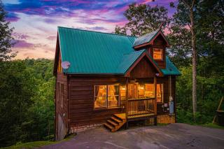 Private Wood Cabin - Scenic, Hot Tub, Pool Table, Family Fun, EV - 3