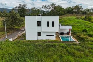 Villa Carmen de Apicalá, Piscina Privada, Jacuzzi y BBQ Hasta 16 huéspedes - 2