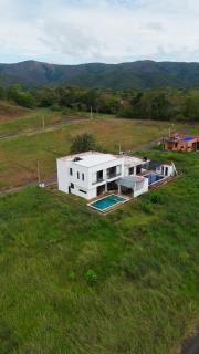 Villa Carmen de Apicalá, Piscina Privada, Jacuzzi y BBQ Hasta 16 huéspedes - 1