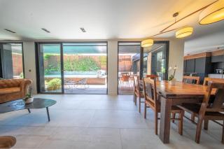 Splendide villa de standing avec piscine privée - 2