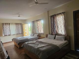 Hampi Rock-Inn - 1