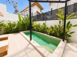Sunrise Palms Villa by Search Estate - 4