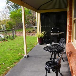Hilltop Haven Adelaide Hills Pet Friendly - 8