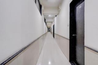 Super Hotel O Kolhapur Gate Formerly Tanwani Lodging - Unchagao - 6
