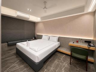 Hotel Aston Residency - 6