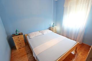 Apartment Laura - Tisno - 9