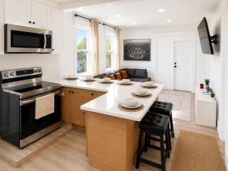 Luxury Family Apartment Sleeps 11 Manhattan Views 20 Min to Times Square - 4