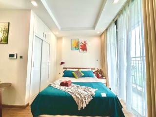 Luxury City View Apartment in the Heart of Green Bay Hanoi - 8