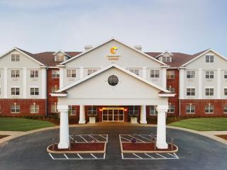 Comfort Suites Milwaukee Airport - 8