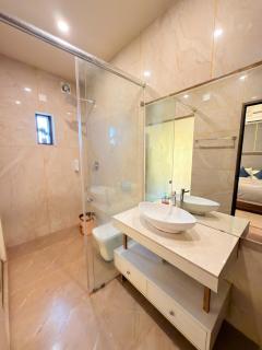 Whitehouse homestay - 2
