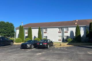 Quality Inn Plainfield I-395 - 3