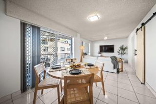 Coastal Rooftop Escape Mooloolaba - Walk to Beach - 0