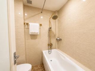 Silk Classic Hotel & Travel - 1