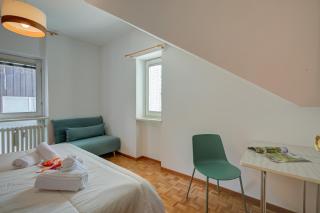 Comfort Tra Fiume E Pini with Shared Garden and Balcony - Happy Rentals - Bardonecchia - 1