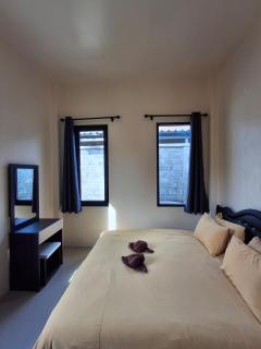 King Bed, Cotton Sheets, 2 Aircons, Walking distance to Srithanu - 9